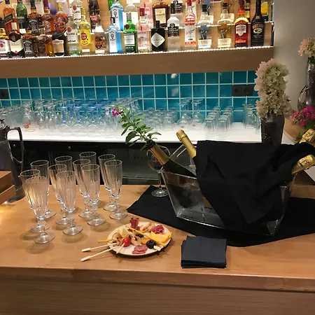 360度流行艺术酒店 3*